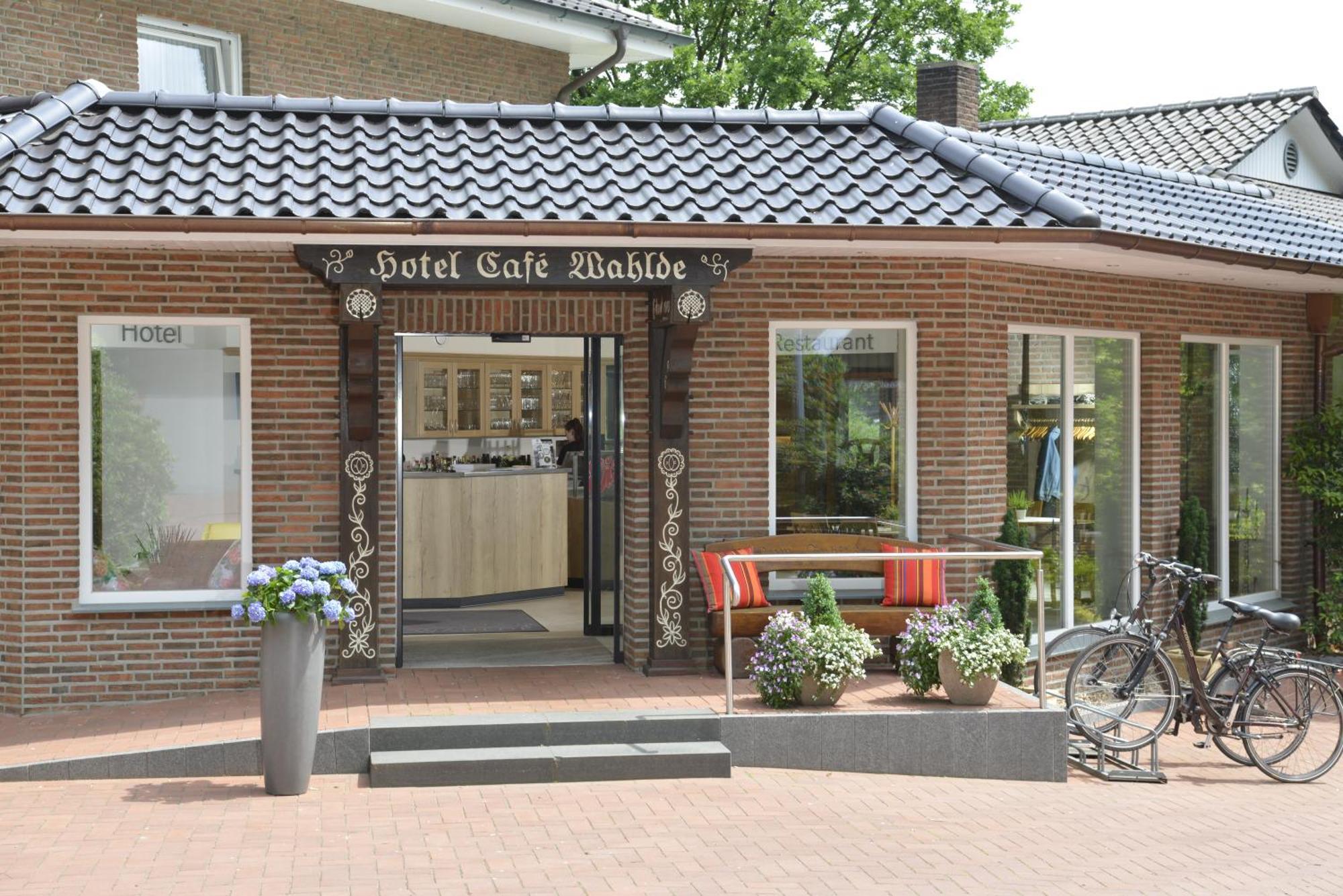 Hotel Cafe Wahlde Restaurant Grapperhausen Bagian luar foto